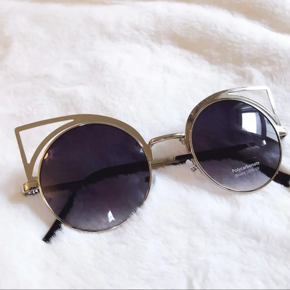 Stylens these fashionable